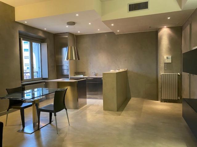 Spacious & Elegant Apartment Near Corso Como - Maroncelli Milan Luaran gambar