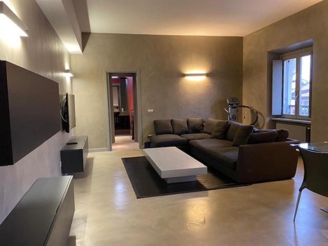 Spacious & Elegant Apartment Near Corso Como - Maroncelli Milan Luaran gambar
